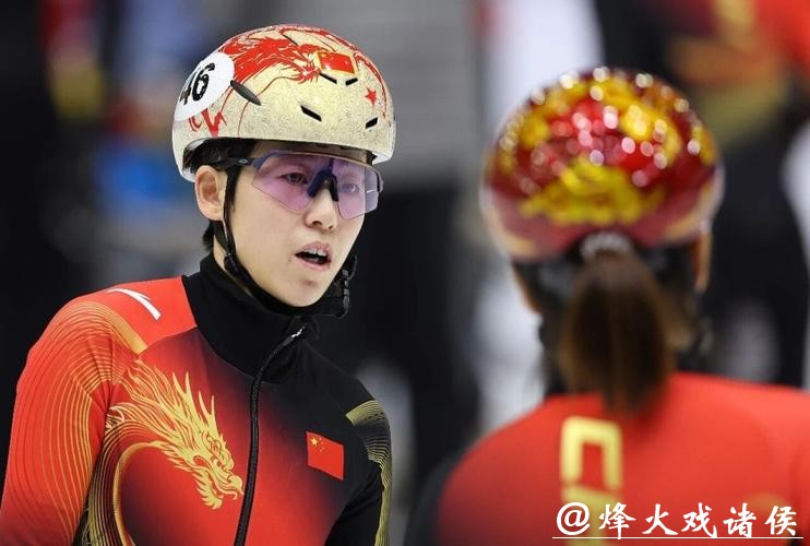 四朝元老范可新泪洒现场:短道速滑是我的一切 四朝元老范可新泪洒现场:短道速滑是我的一切